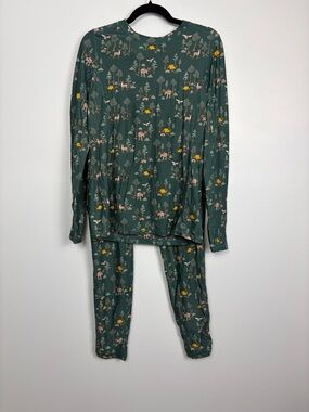 Duluth Trading Co Green Forest Print Long Sleeve Pajama Set